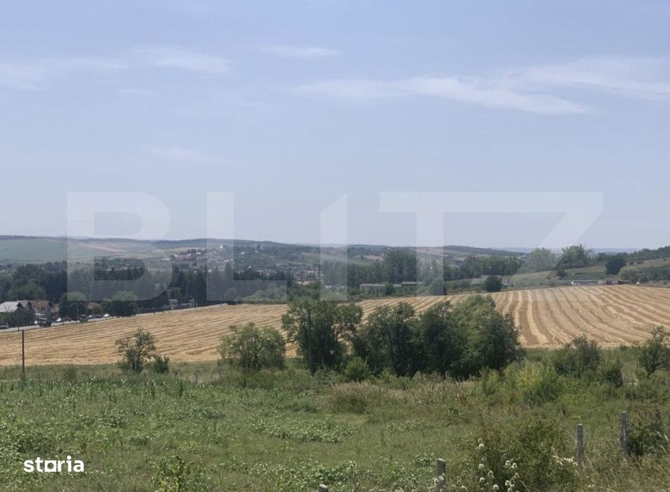 Teren extravilan, parcelat.