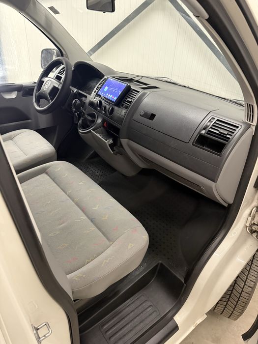 VW Transporter T5 / 1.9 Tdi / Mixt 6 locuri / Lung