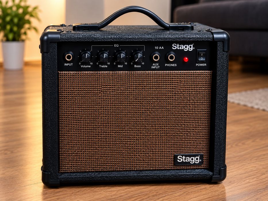 Гитарный комбоусилитель Stagg 10 AA — 10 Вт, AUX