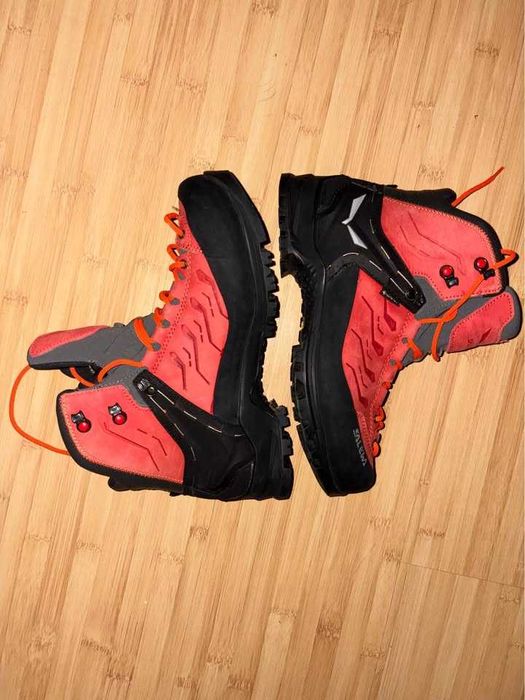 Salewa Rapace gtx bocanci drumetie 3 sezoane NOI la OFERTA