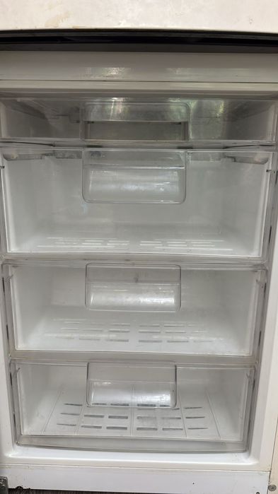 Холодильник LG 190см