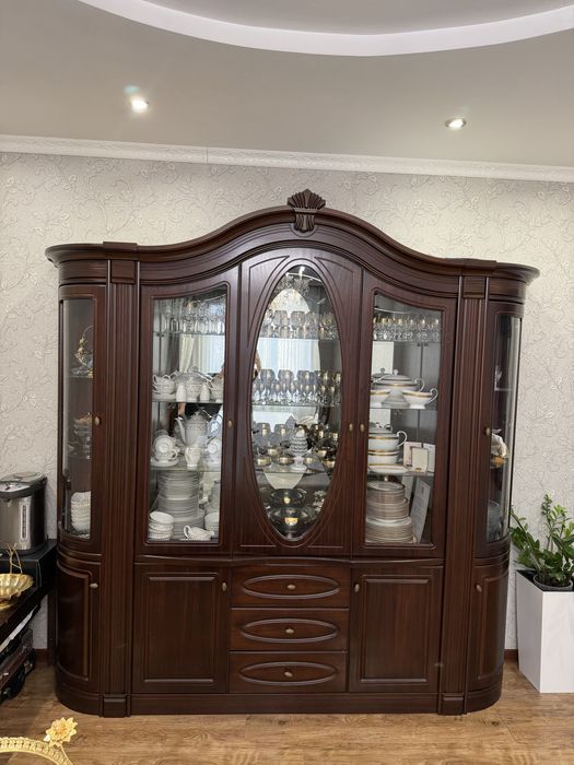 Стенка в зал, в гостиную