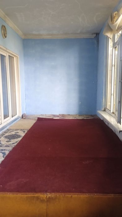 Юнусабад-15,  2 ком, 1 этаж