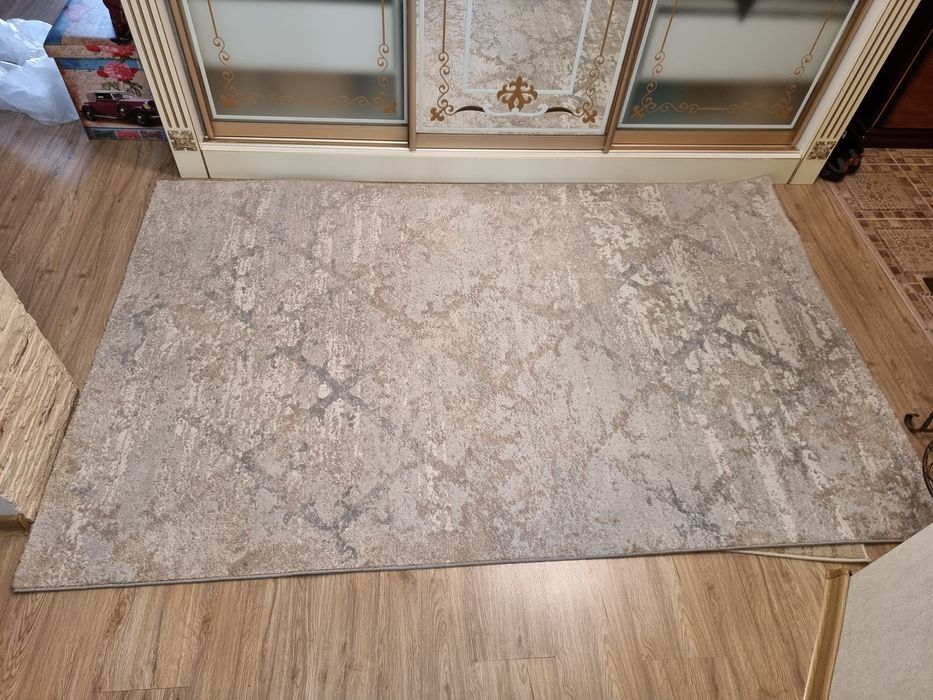 Продам коврик, ковер