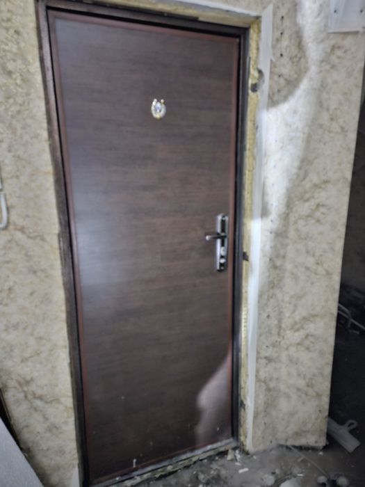 Дверь металлическая