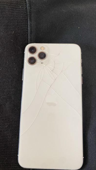 Iphone 11pto max white 64gd