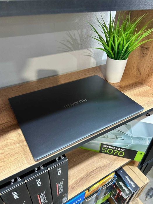 Ноутбук HUAWEI i5! С гарантией!