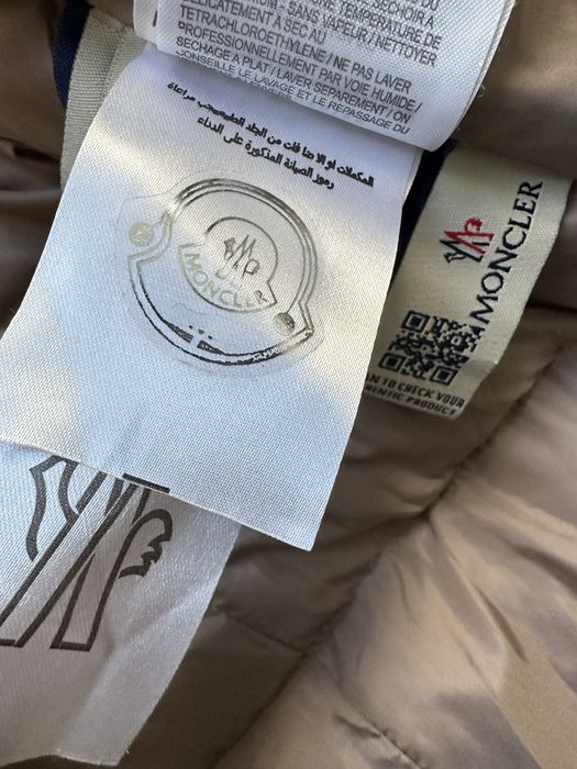 Moncler original дамско яке.M