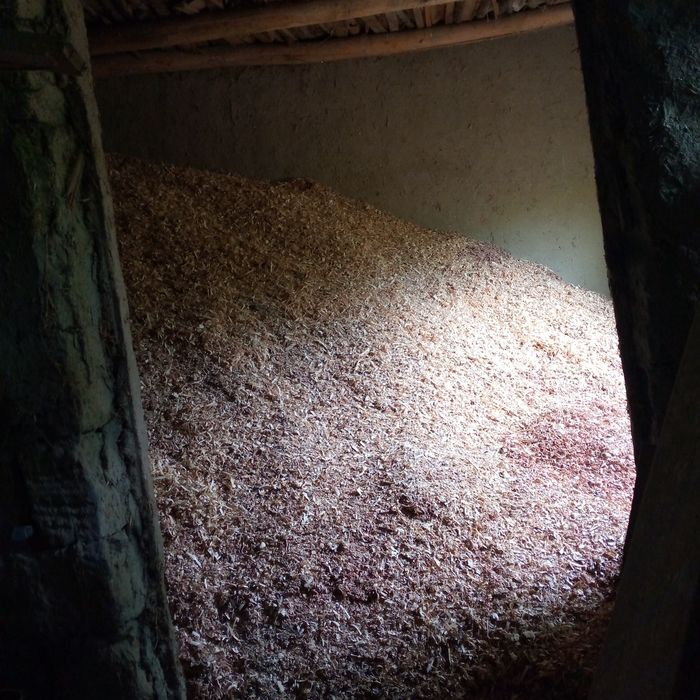 Апилка сотилади.йирик аррамайдаси йук