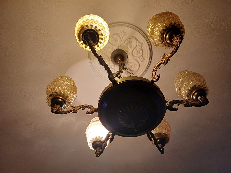 Голям меден полилей