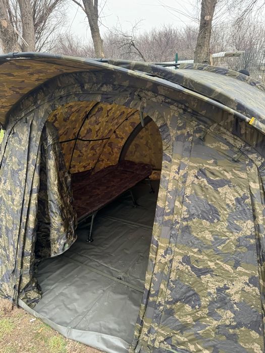 Продаётся палатка Карповый Солар 2х местны