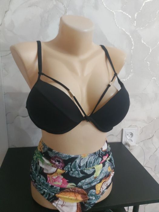 Купальники женские
