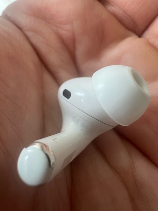 Airpods Pro1 правый и левый, без кейса