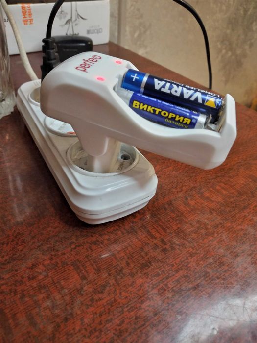 Зарядка для батареек