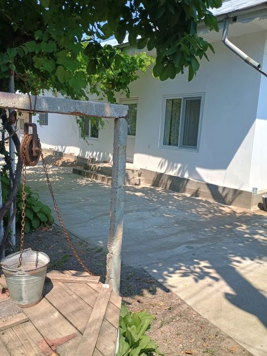 Casă de vânzare la țară
