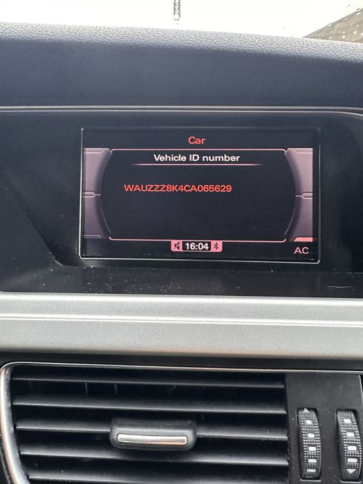 Audi A4 B8 2.0 tdi quattro 170 cai 2012