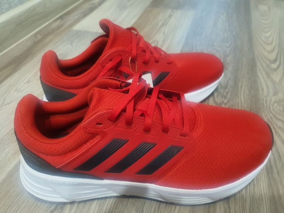 Кроссовки Adidas