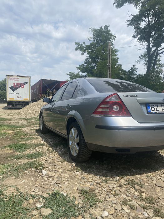 Ford Mondeo mk3.