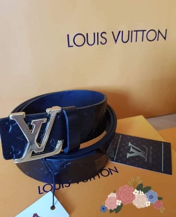 Curea piele naturala, logo metalic auriu/argintiu,cutie,saculet, etich