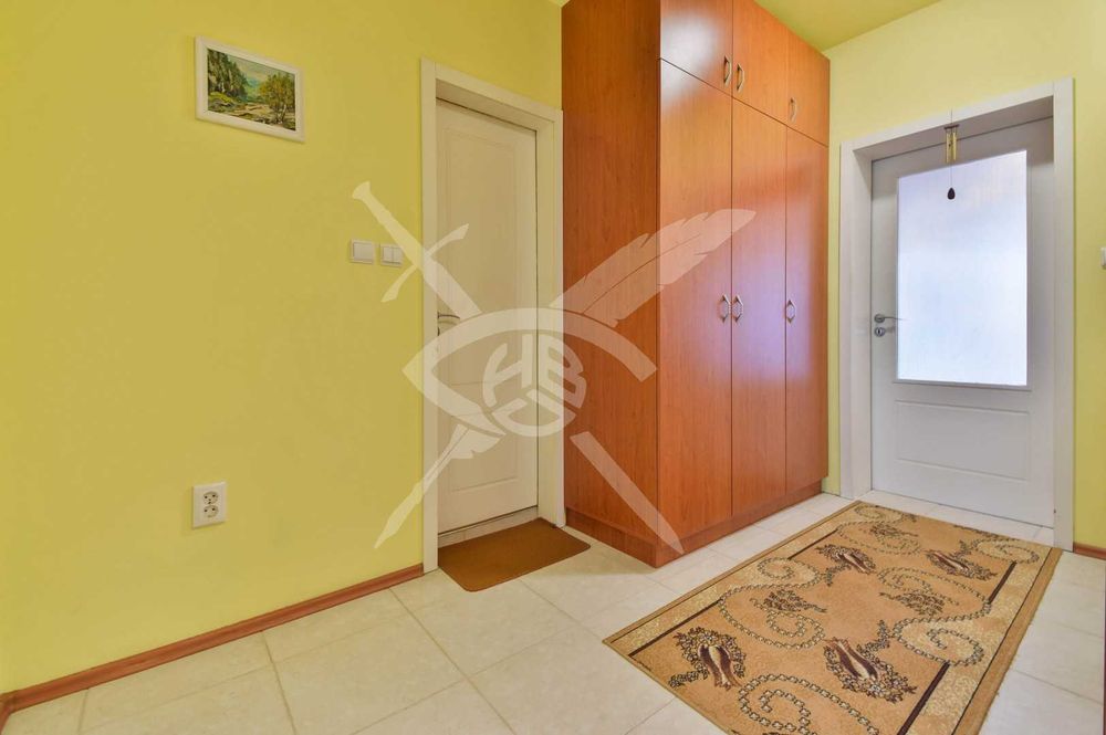 Тристаен апартамент в кв. Хладилника № 74491