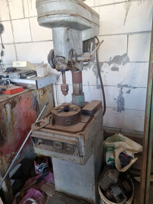 Bormașină industriala AG