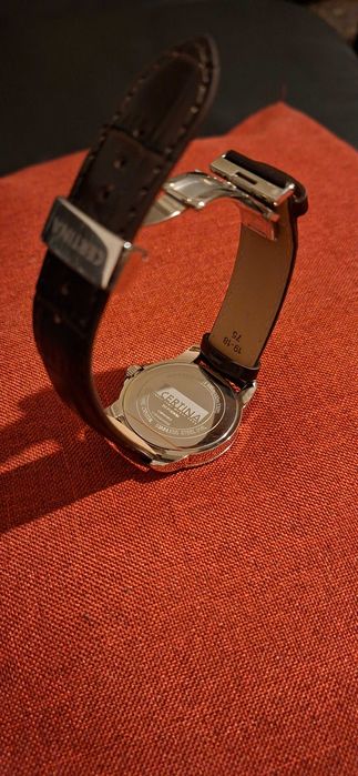 Продавам чисто нов часовник Certina