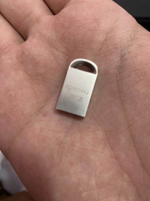 Влешка с виндой на пк