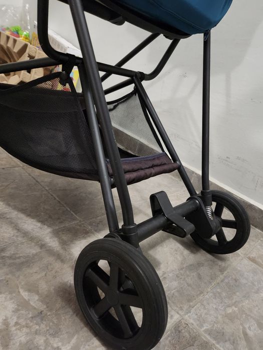 Пълен комплект количка Cybex Mios плюс подарък