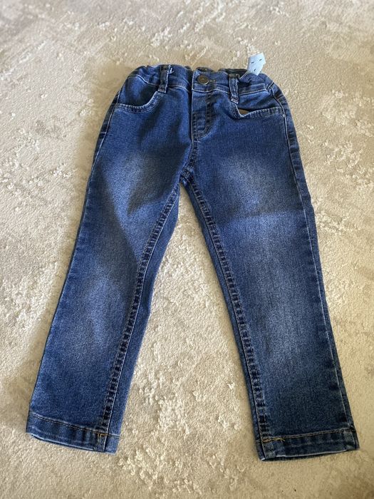 Джинсы на 2 года