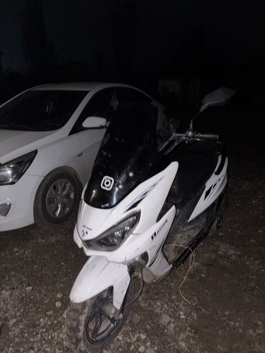 Продам мопед макси