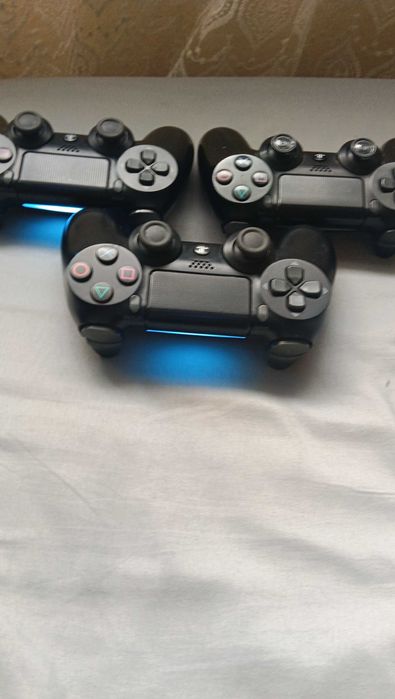 soni Продавам контролери за Playtation sony