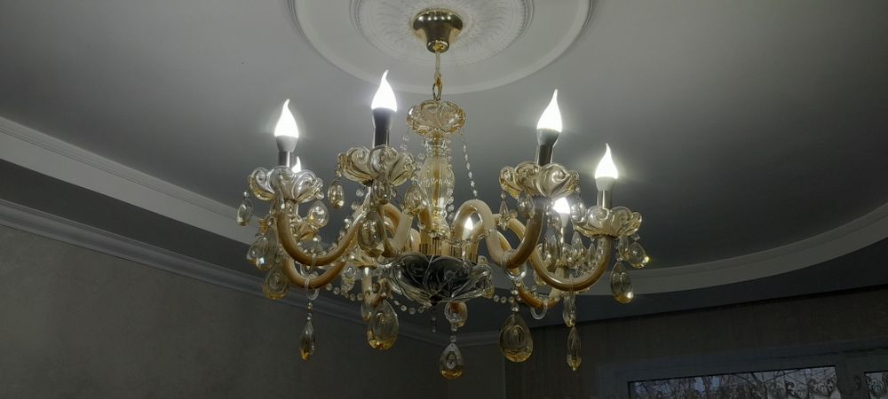 срочно продам люстру