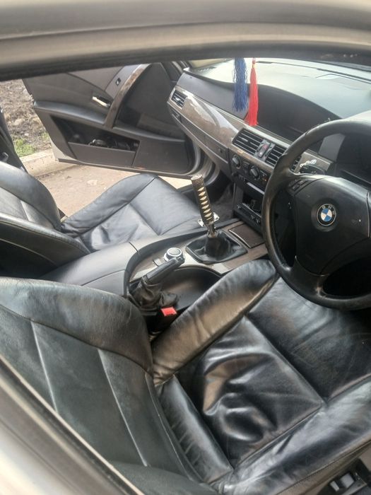 Vând bmw seria 5.    

Vând BMW Seria 5,