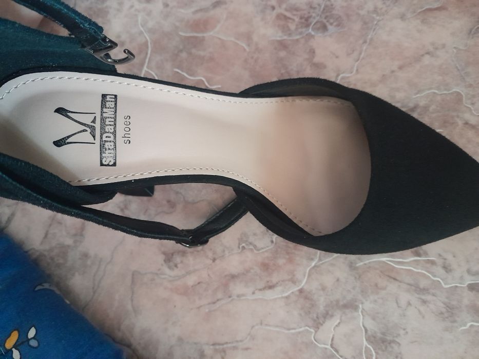 Продам бу недорого туфли