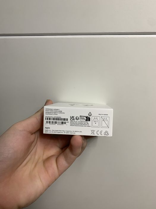 AirPods 4 Sigilate Originale Cu factura