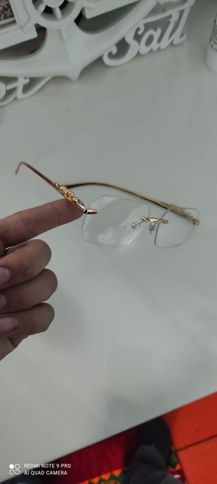 2 шт Очки сатылады новый.