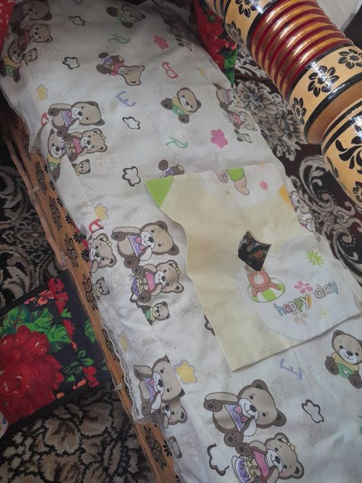 Chaqaloqlar uchun BESHIK