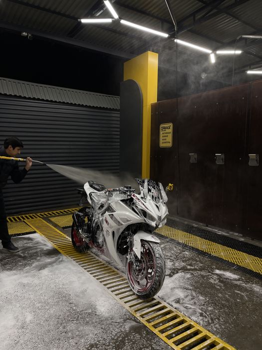 Спотрбайк yamaha r 3