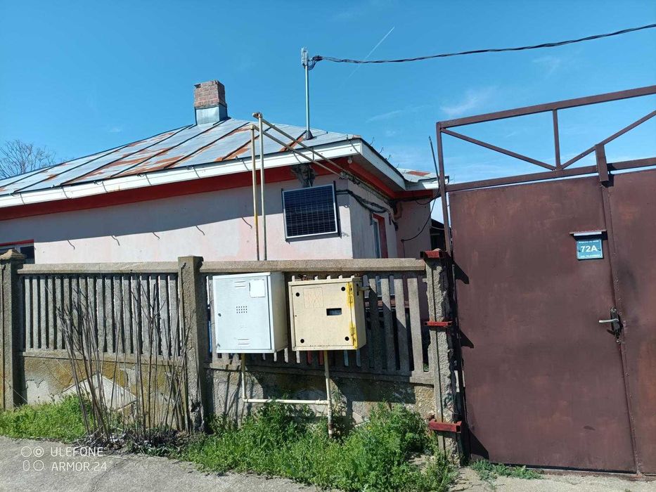 Doua case + toate utilitatile (gaz, trifazic) in Roșiori de Vede