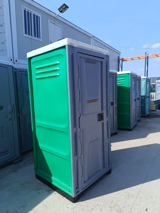 Toalete WC vidanjabile/racordabile – container duș și WC termoizolat