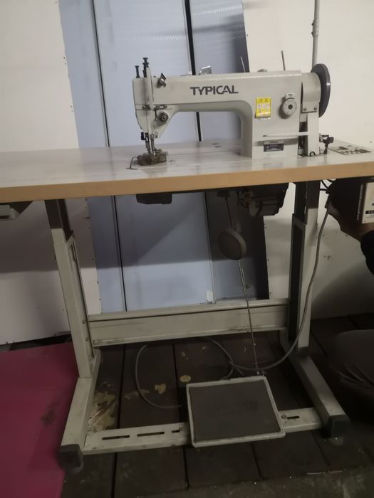 Швейная машина Typical шагающая лапка.