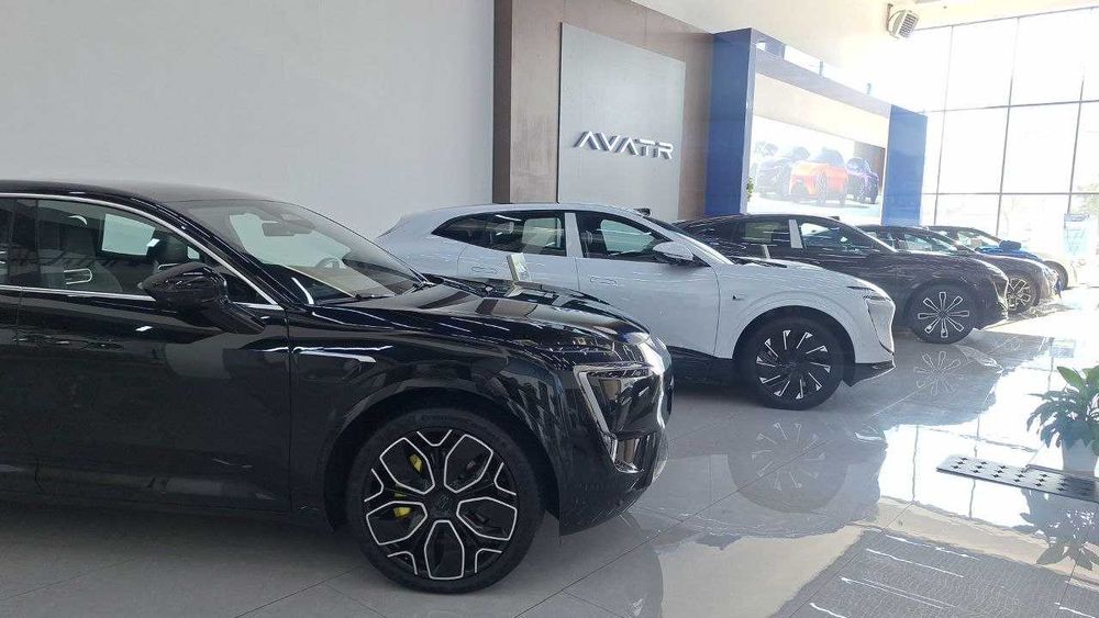 AVATR 06, 07, 11 Официальный дилер. На автомобиль 8 лет гарантии