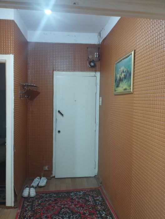 1 xonali Kvartira Sotiladi