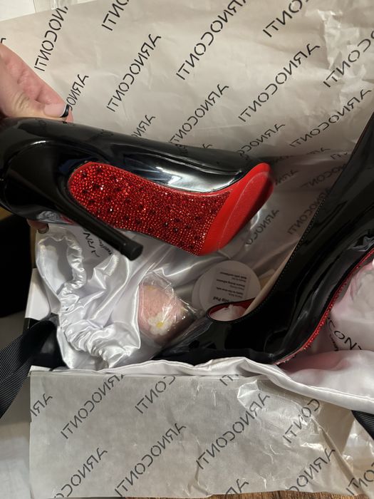 Дамски обувки с ток