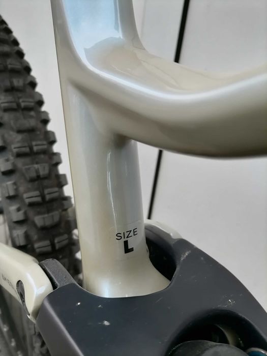 Нов карбонов eндуро велосипед La Pierre Zesty 6.9