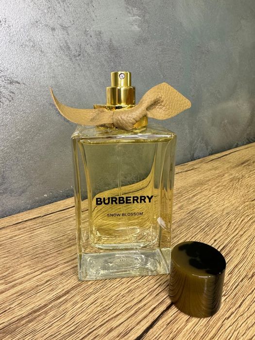 BURBERRY Snow Blossom EDP 100ml, editie limitata, nou, 100% original