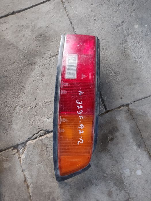 Фонарь Mazda 323