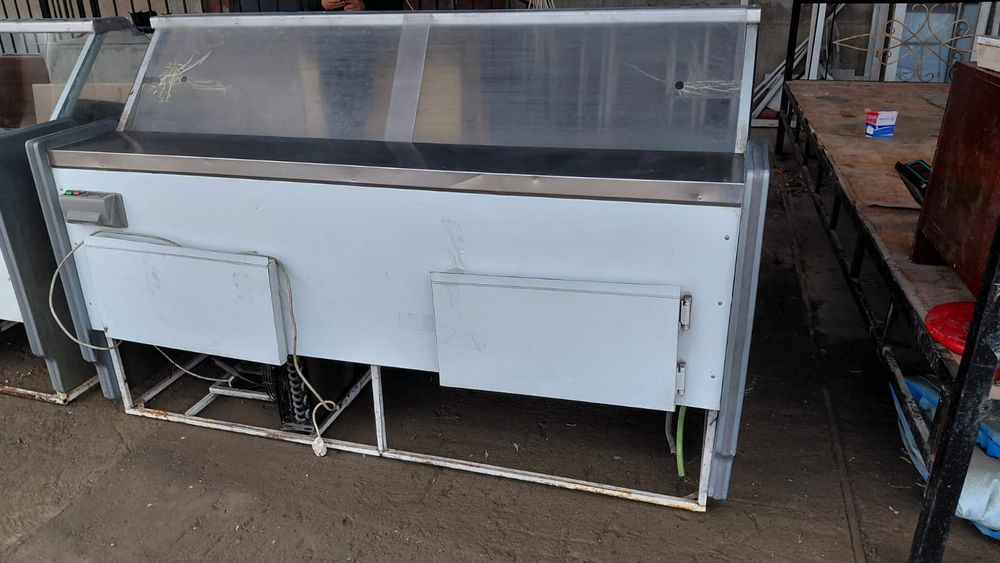 Холодилник  витрина