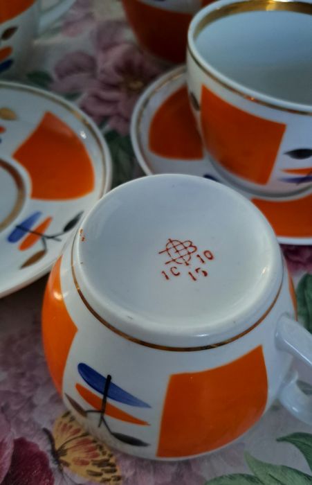 Чайный сервиз. Сахарницы, молочники