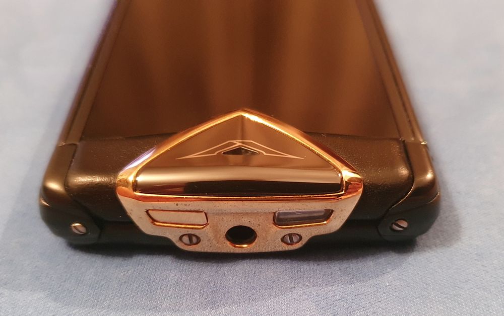 НОКИА 6500с . VERTU Constellation